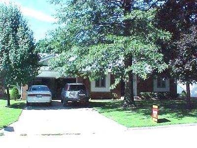 1143 East Rosebrier Street Springfield, MO 65807 - Photo 1 of 1 Primary Photo