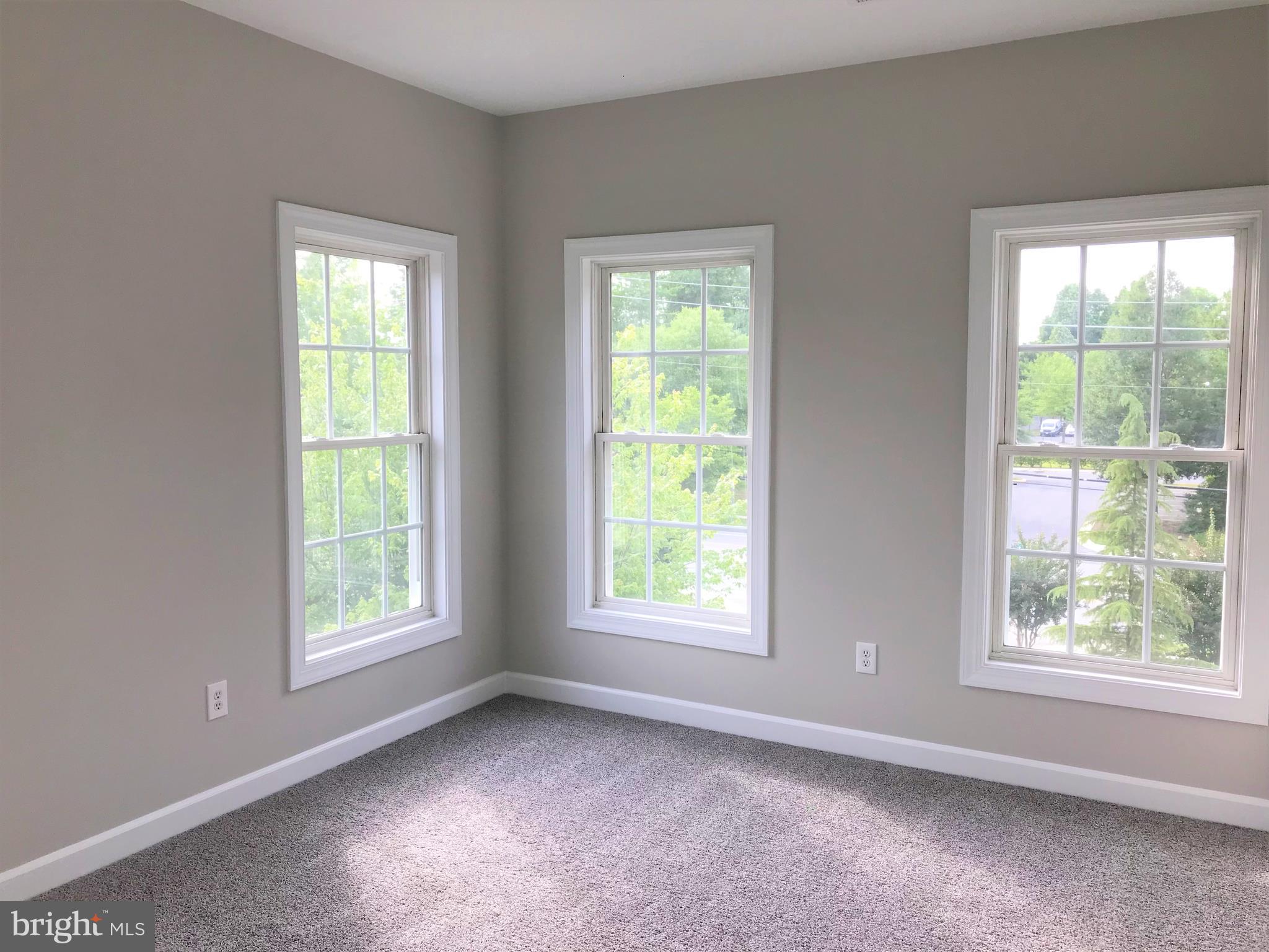 175 Riverton Place Edgewater, MD 21037 - Photo 19 of 26 Third Bedroom