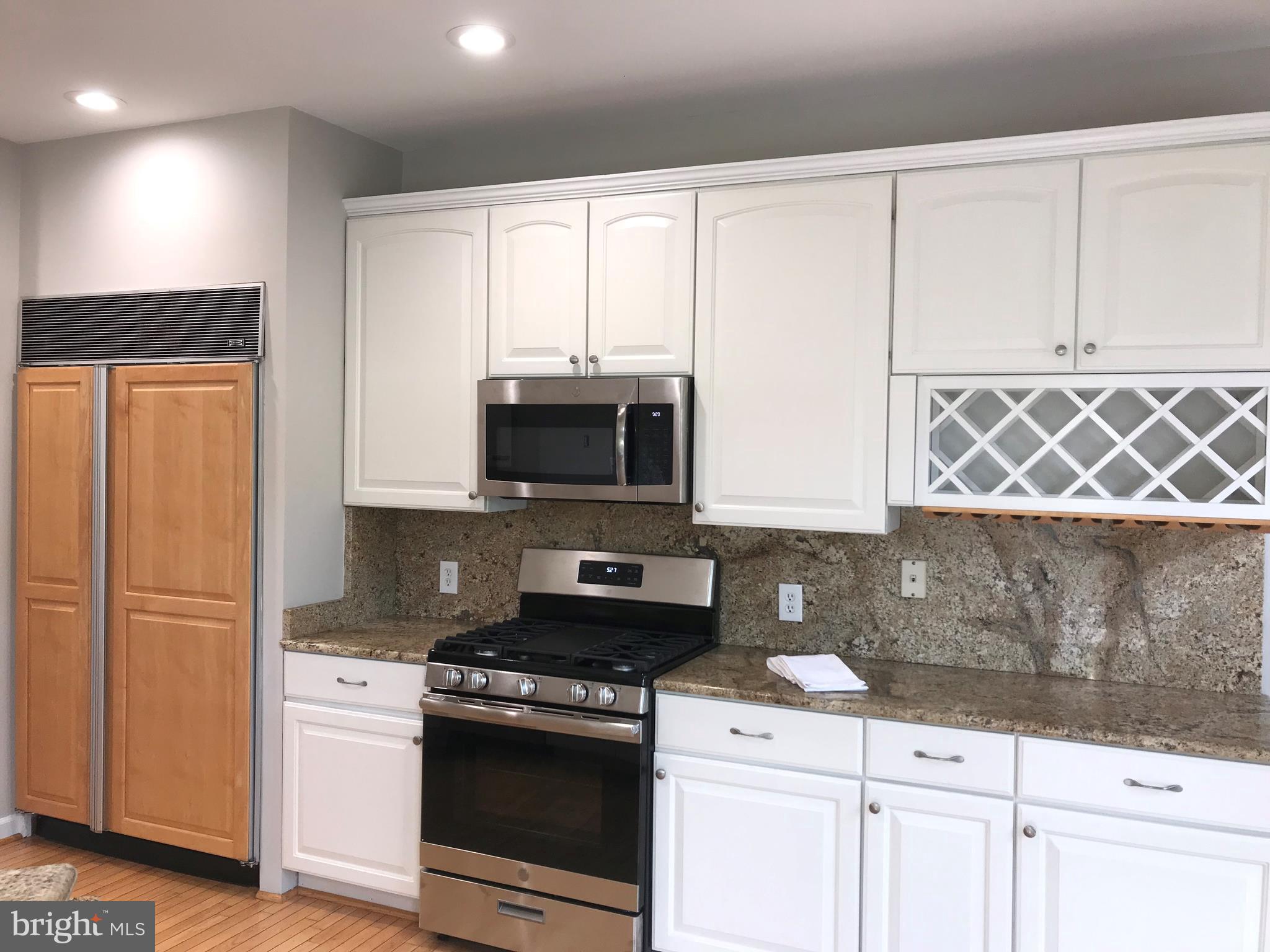 175 Riverton Place Edgewater, MD 21037 - Photo 8 of 26 Built-in Wine Rack, Sub Zero Fridge