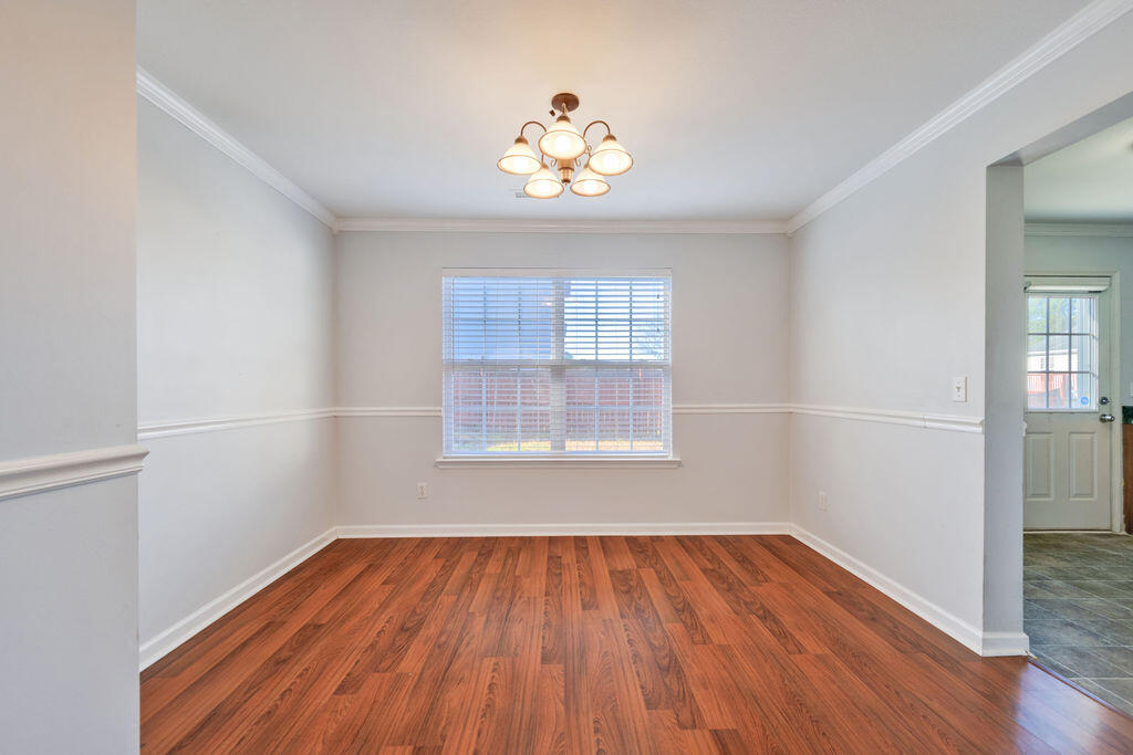 4073 Alexis Circle Chattanooga, TN 37406 - Photo 9 of 41 Dining Room