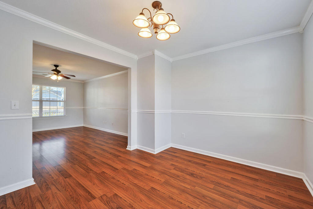 4073 Alexis Circle Chattanooga, TN 37406 - Photo 10 of 41 Dining room connects to Living Room
