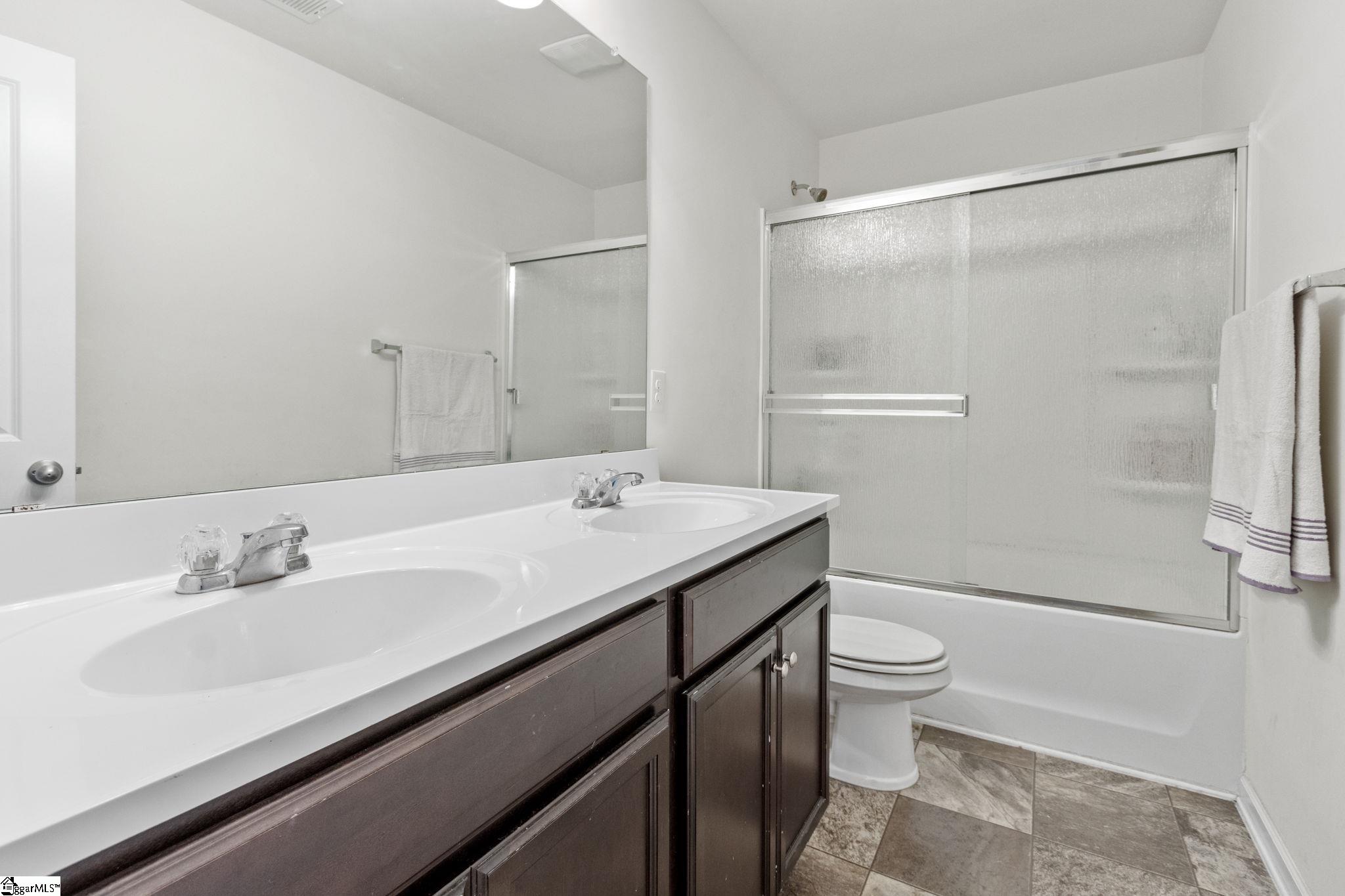 230 Addlestone Circle Fountain Inn, SC 29644 - Photo 17 of 20 Gallery Image 17