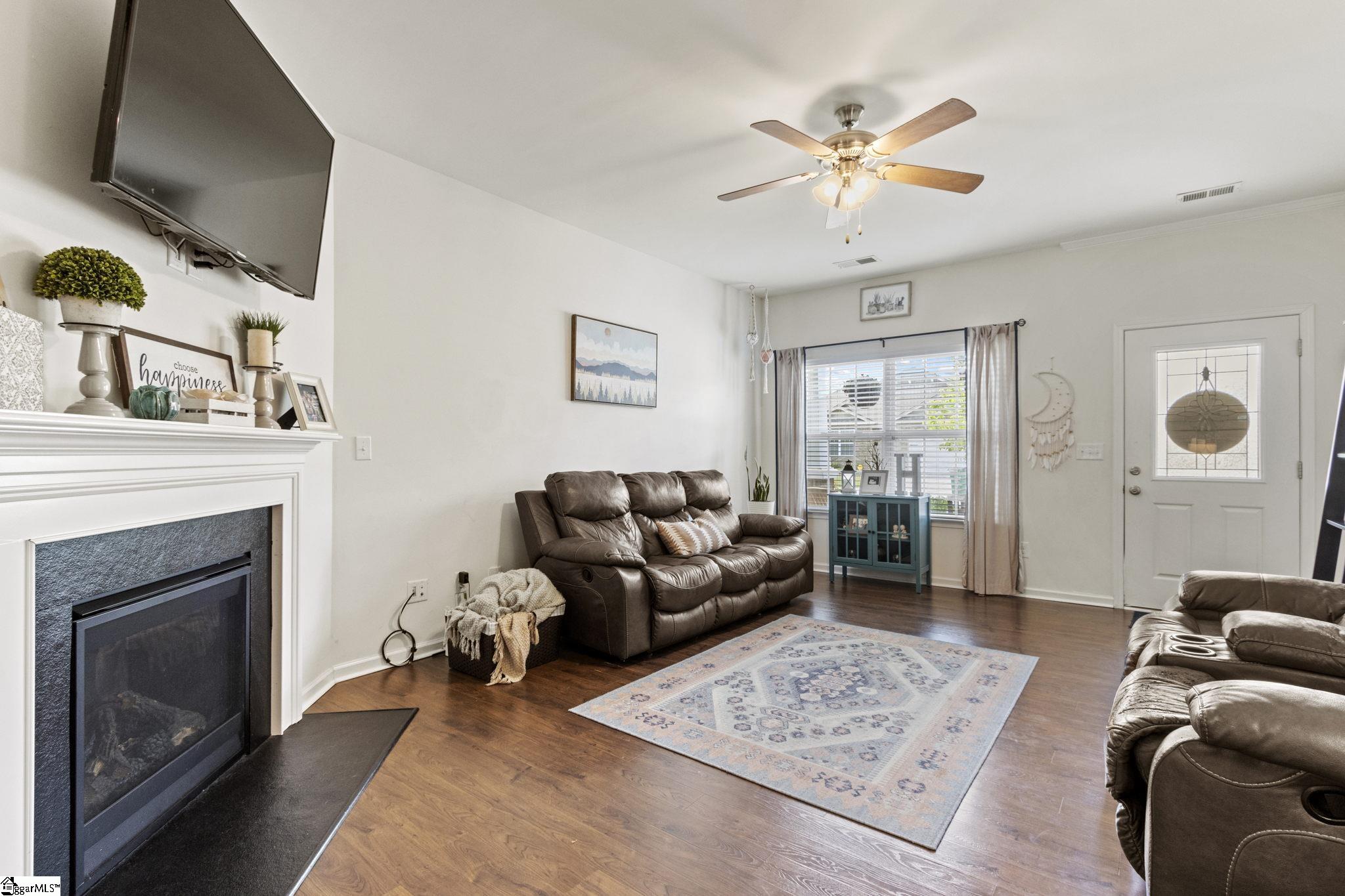 230 Addlestone Circle Fountain Inn, SC 29644 - Photo 4 of 20 Gallery Image 4
