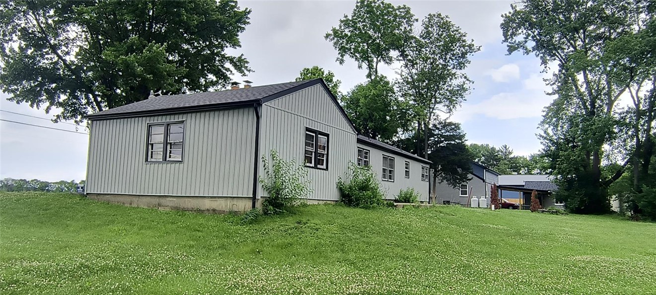 4455 East Kitridge Road Dayton, OH 45424 - Photo 3 of 58