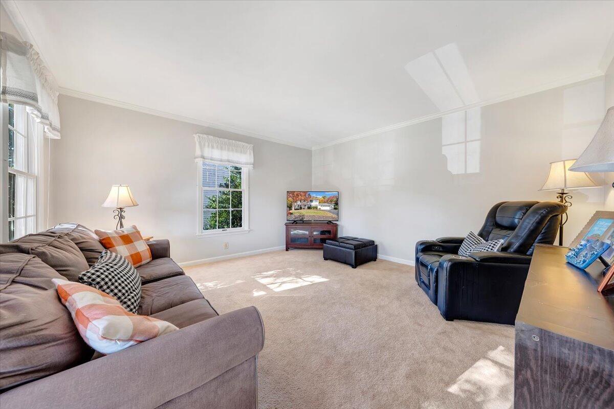 6128 Buckland Mill Road Roanoke, VA 24019 - Photo 13 of 37