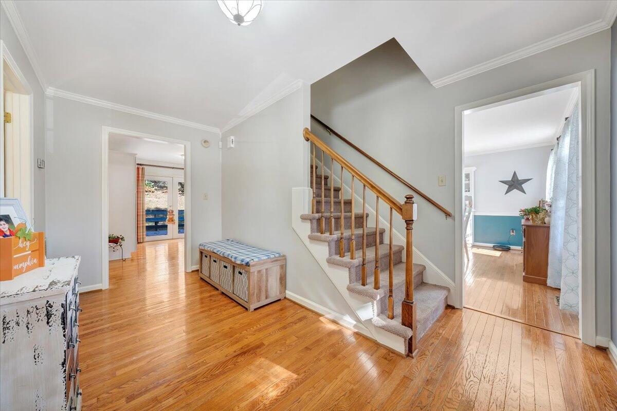 6128 Buckland Mill Road Roanoke, VA 24019 - Photo 15 of 37 a view of an entryway with wooden floor