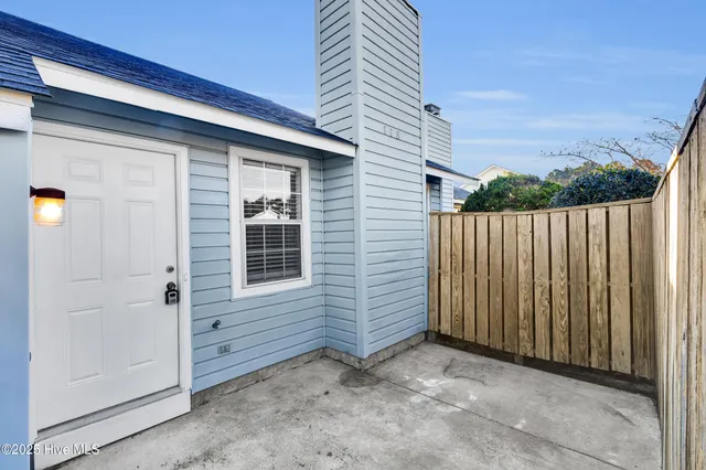 $1,250 | 118 Witten Circle, Unit B, Havelock, NC 28532