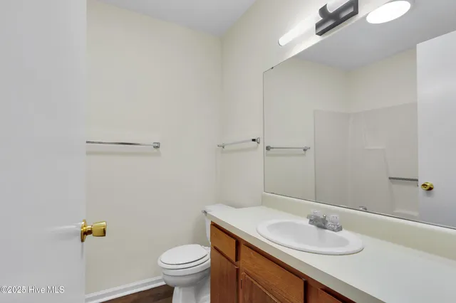 $1,250 | 118 Witten Circle, Unit B, Havelock, NC 28532