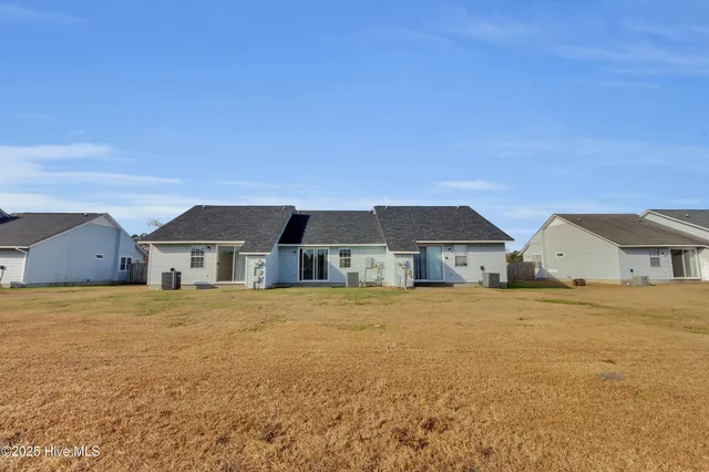 $1,250 | 118 Witten Circle, Unit B, Havelock, NC 28532