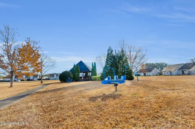 $1,250 | 118 Witten Circle, Unit B, Havelock, NC 28532