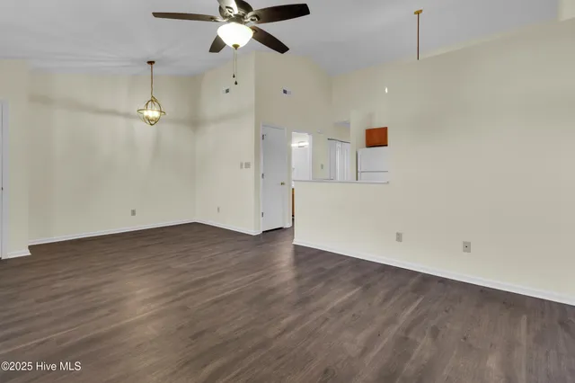 $1,250 | 118 Witten Circle, Unit B, Havelock, NC 28532