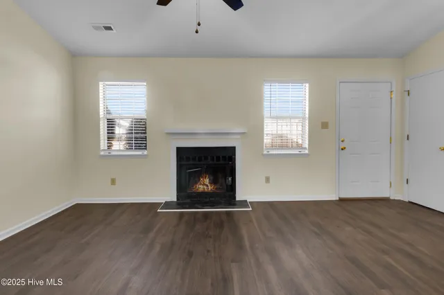 $1,250 | 118 Witten Circle, Unit B, Havelock, NC 28532