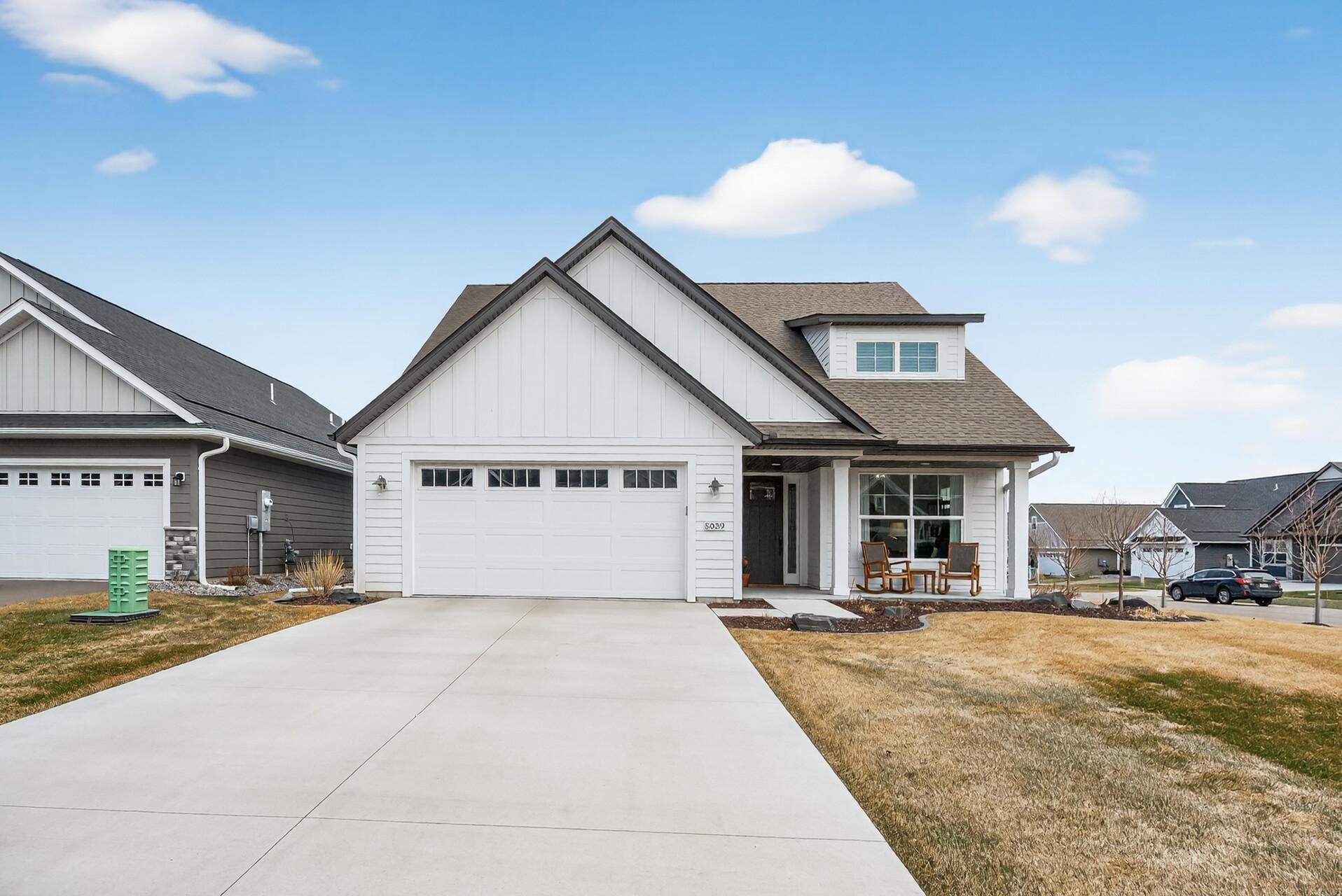 5039 Dale Ridge Road Woodbury, MN 55129 - Photo 1 of 42