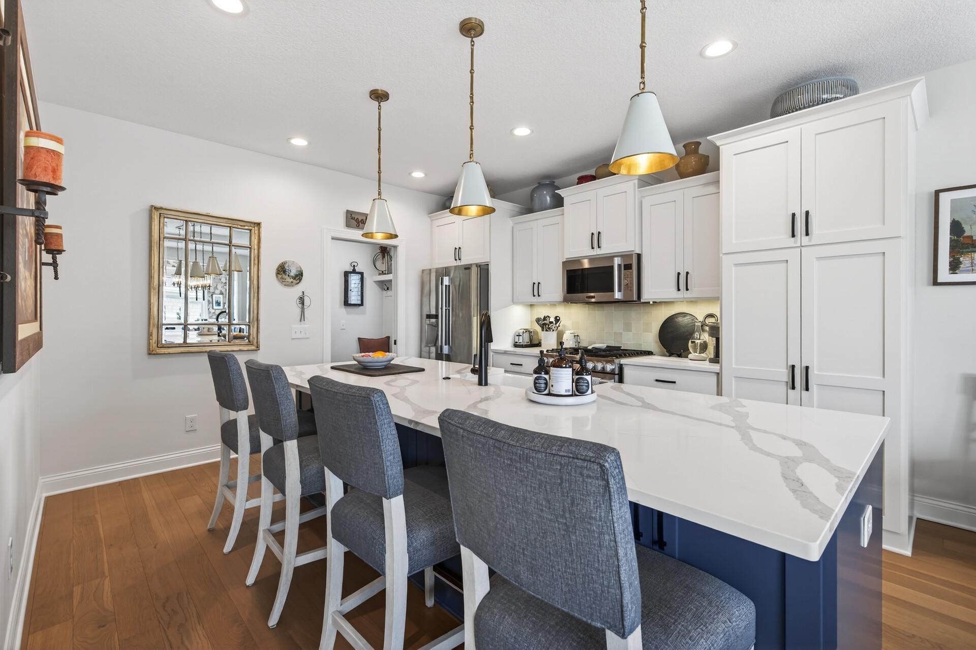 5039 Dale Ridge Road Woodbury, MN 55129 - Photo 2 of 42