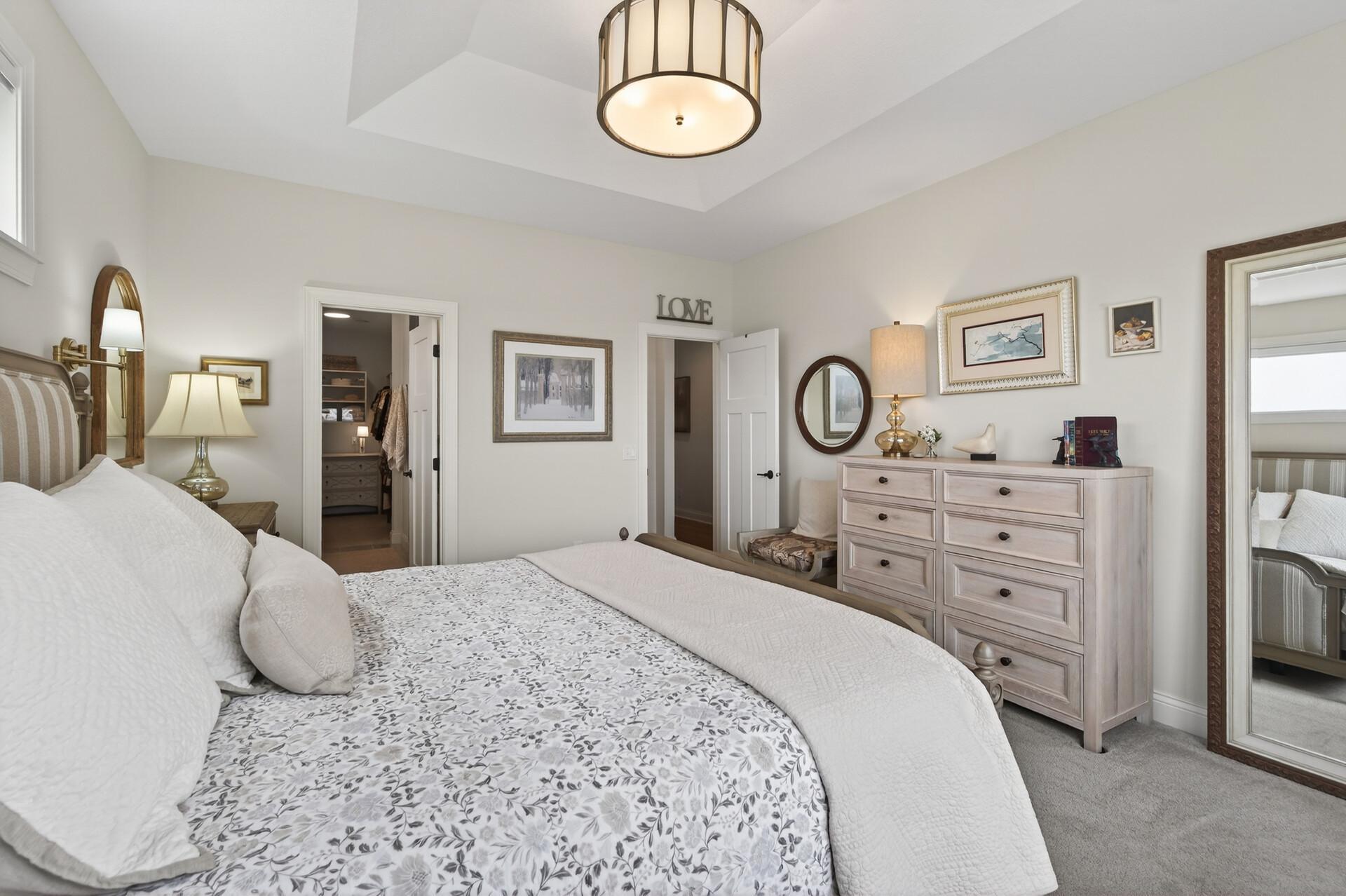 5039 Dale Ridge Road Woodbury, MN 55129 - Photo 4 of 42