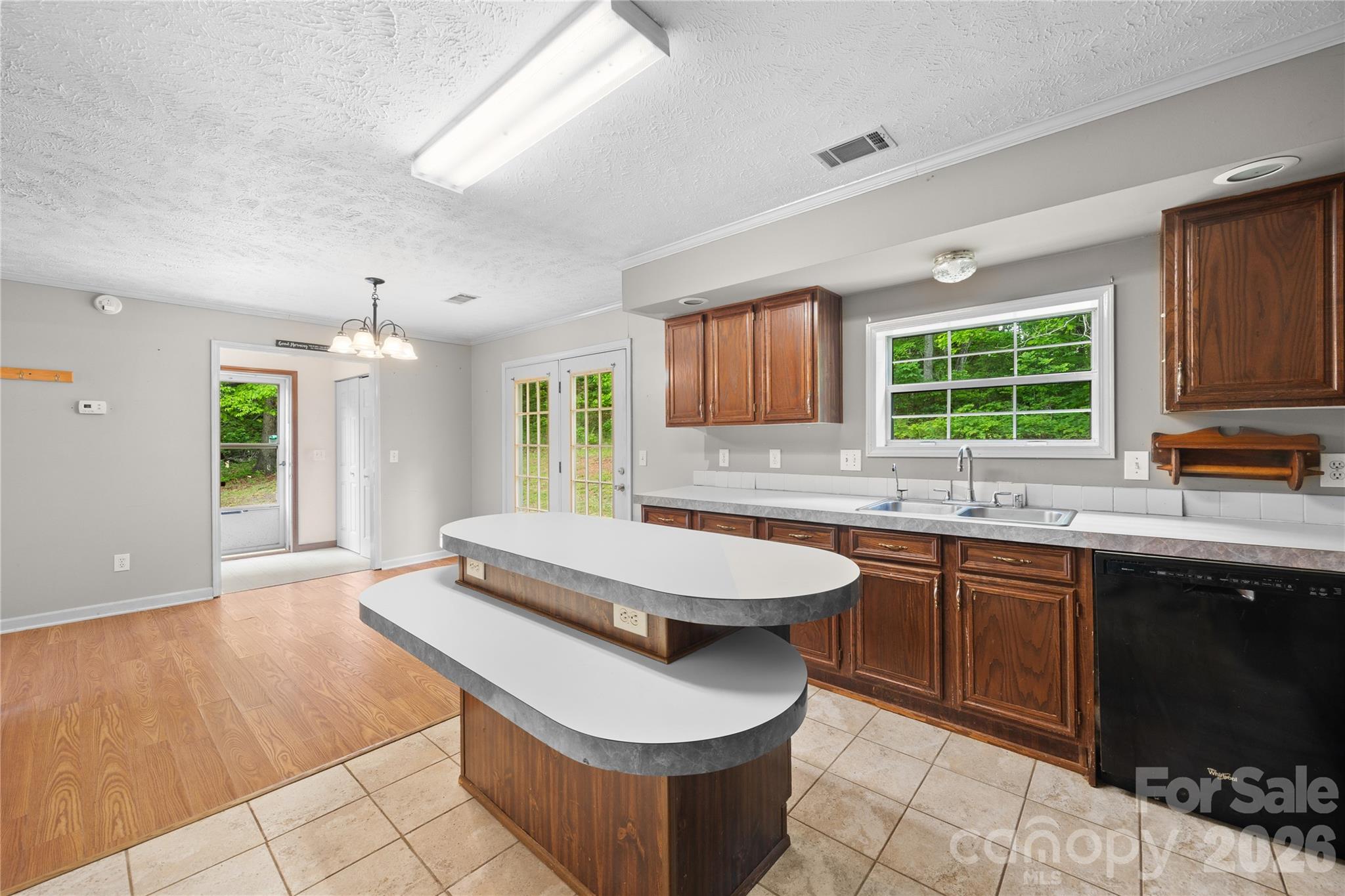 6582 Hoot Owls Hollow Road Hickory, NC 28602 - Photo 6 of 45