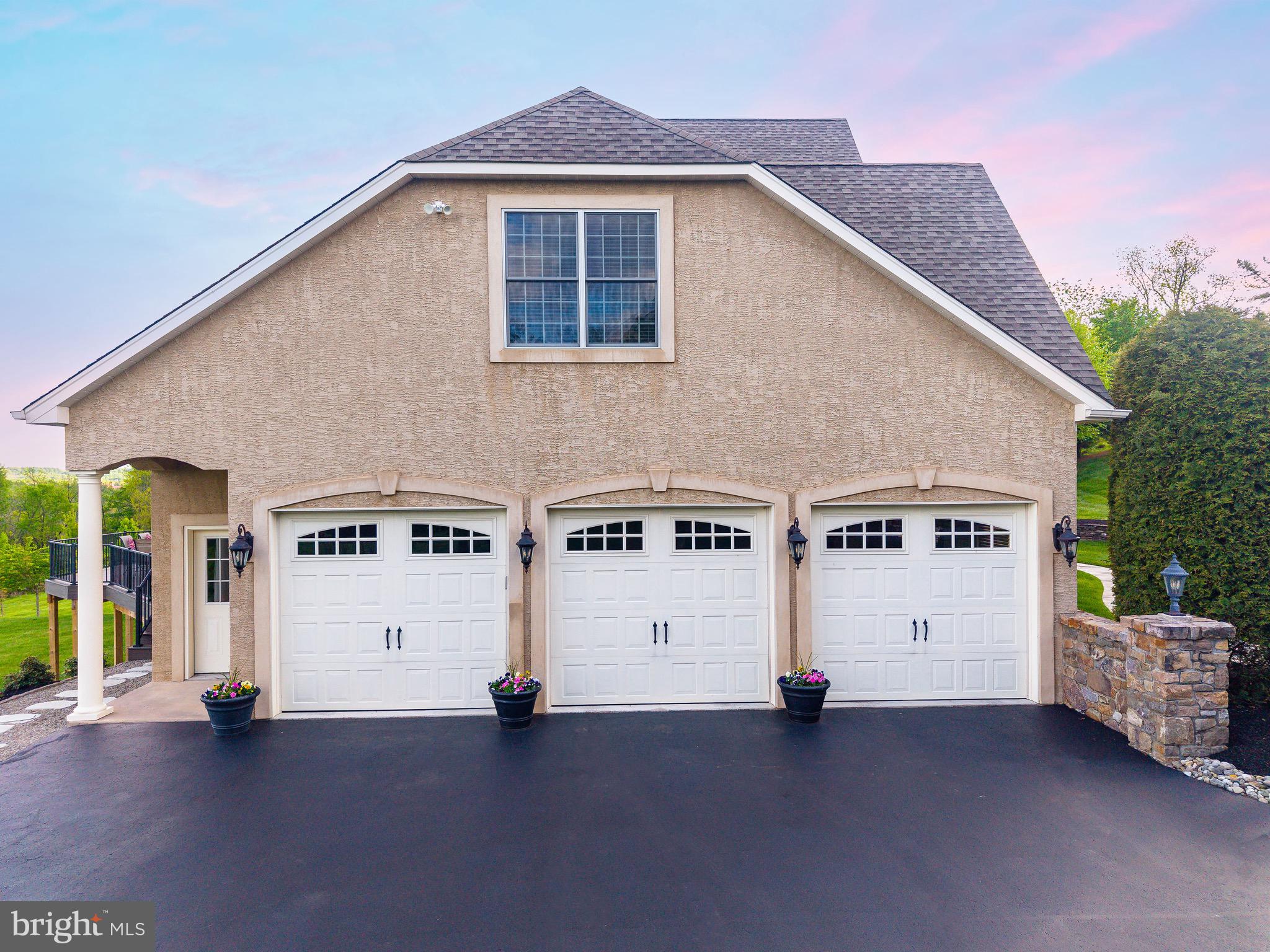 5829 Ridgeview Drive Doylestown, PA 18902 - Photo 57 of 68 Garage