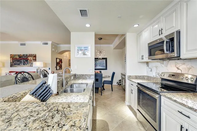 $469,000 | 9554 Trevi Court, Unit 4726, Naples, FL 34113