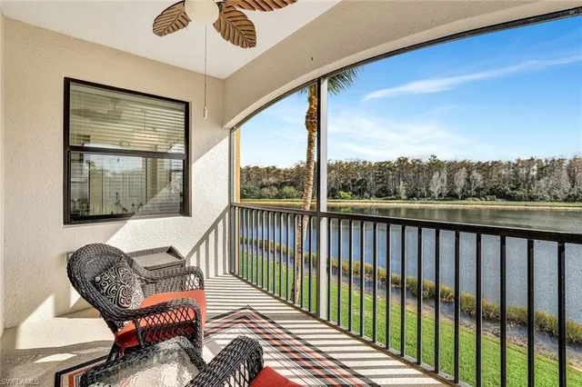 $469,000 | 9554 Trevi Court, Unit 4726, Naples, FL 34113
