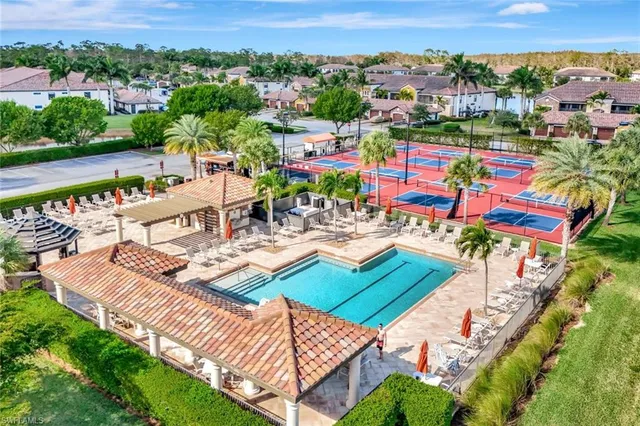 $469,000 | 9554 Trevi Court, Unit 4726, Naples, FL 34113