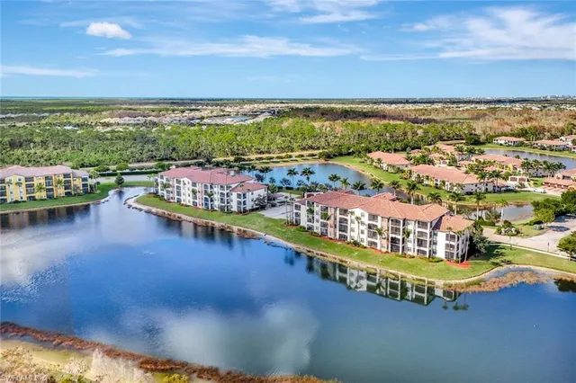 $469,000 | 9554 Trevi Court, Unit 4726, Naples, FL 34113