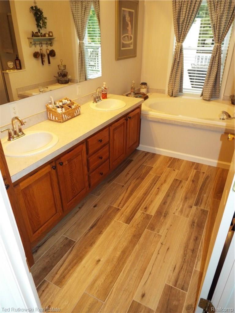 4435 Vincent Road North Street, MI 48049 - Photo 24 of 36 Master Bath