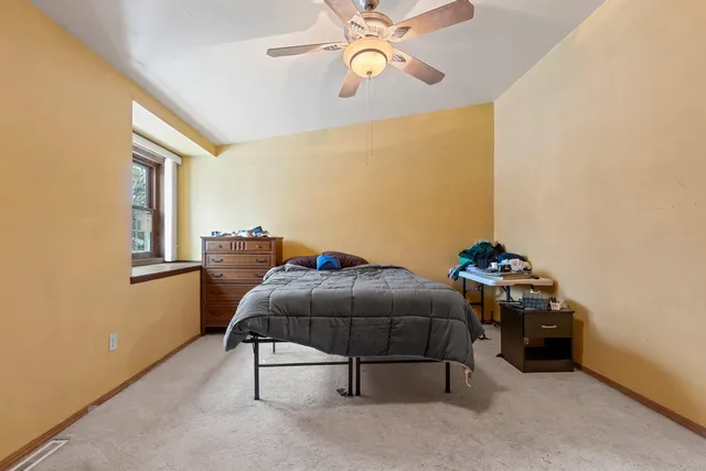 $219,900 | 2575 Telluride Trail, Unit E, Howard, WI 54313