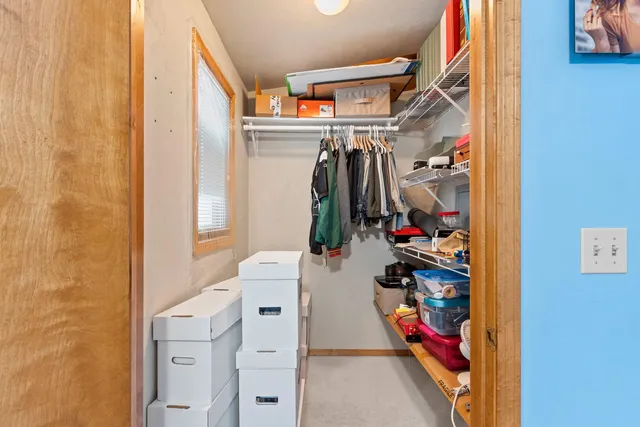 $219,900 | 2575 Telluride Trail, Unit E, Howard, WI 54313