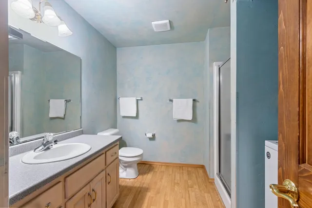 $219,900 | 2575 Telluride Trail, Unit E, Howard, WI 54313