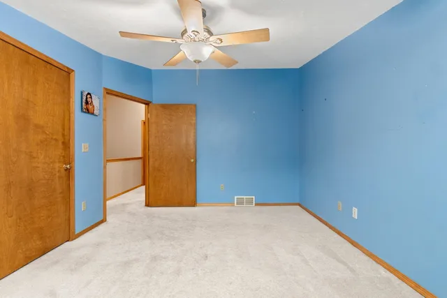 $219,900 | 2575 Telluride Trail, Unit E, Howard, WI 54313