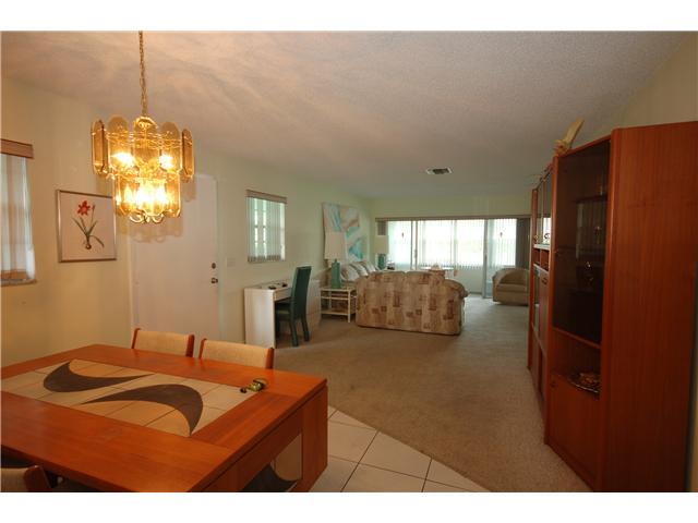 632 Hummingbird Lane, Unit 632 Delray Beach, FL 33445 - Photo 2 of 9 Additional Photo