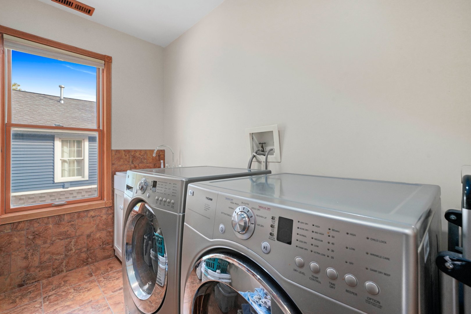 296 Addison Road Riverside, IL 60546 - Photo 22 of 34 a utility room with dryer and washer