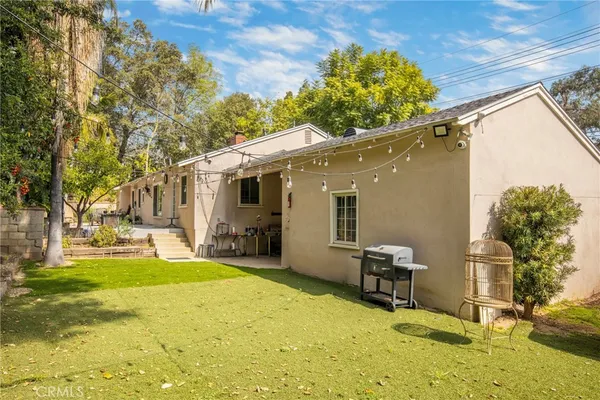 $1,999,000 | 1045 Sierra Madre Villa Avenue, Pasadena, CA 91107