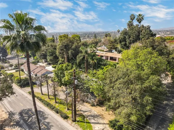 $1,999,000 | 1045 Sierra Madre Villa Avenue, Pasadena, CA 91107