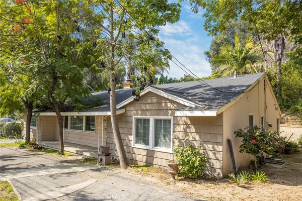 $1,999,000 | 1045 Sierra Madre Villa Avenue, Pasadena, CA 91107