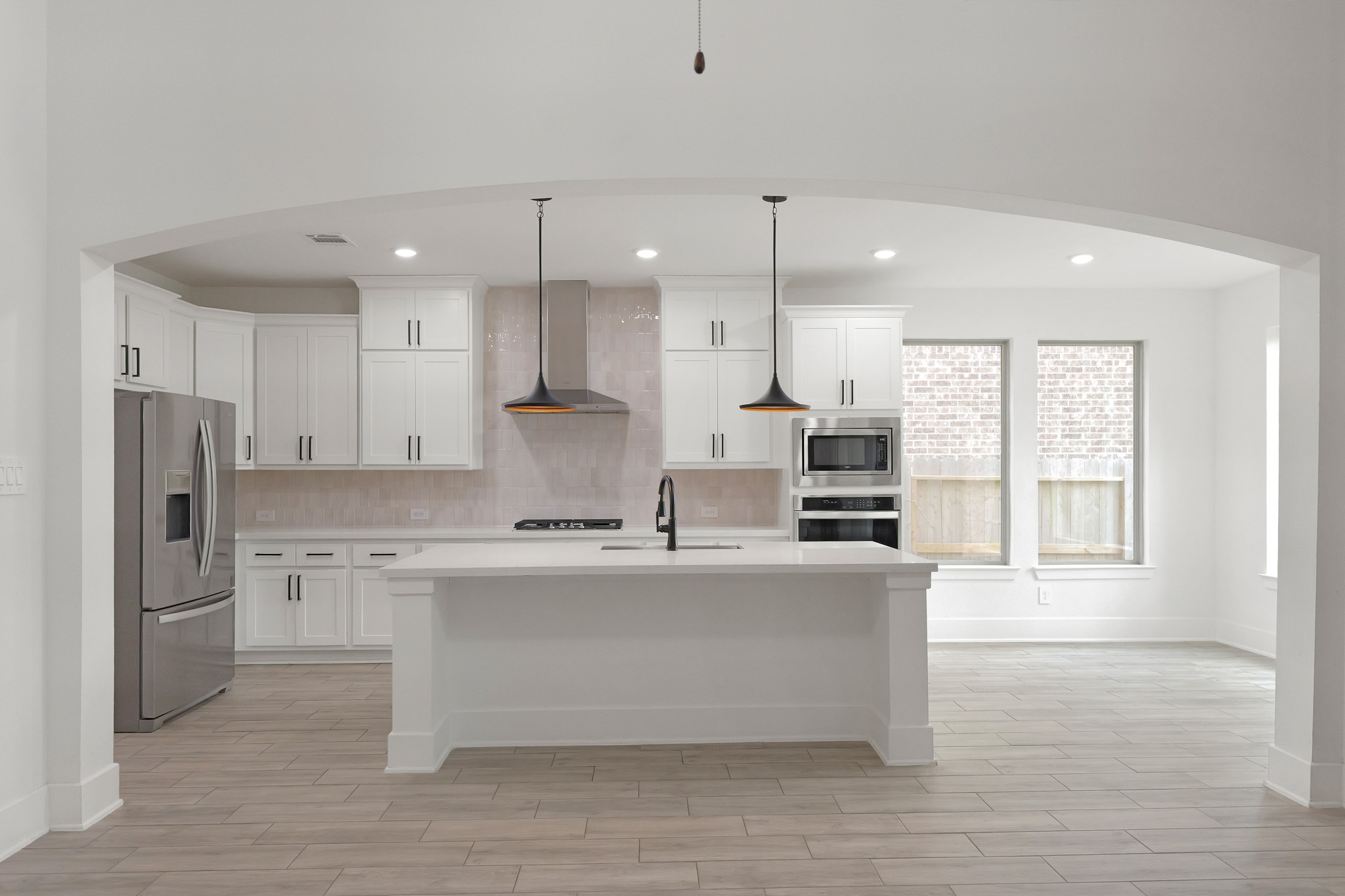 406 Nocturne Ridge Drive Willis, TX 77318 - Photo 19 of 43