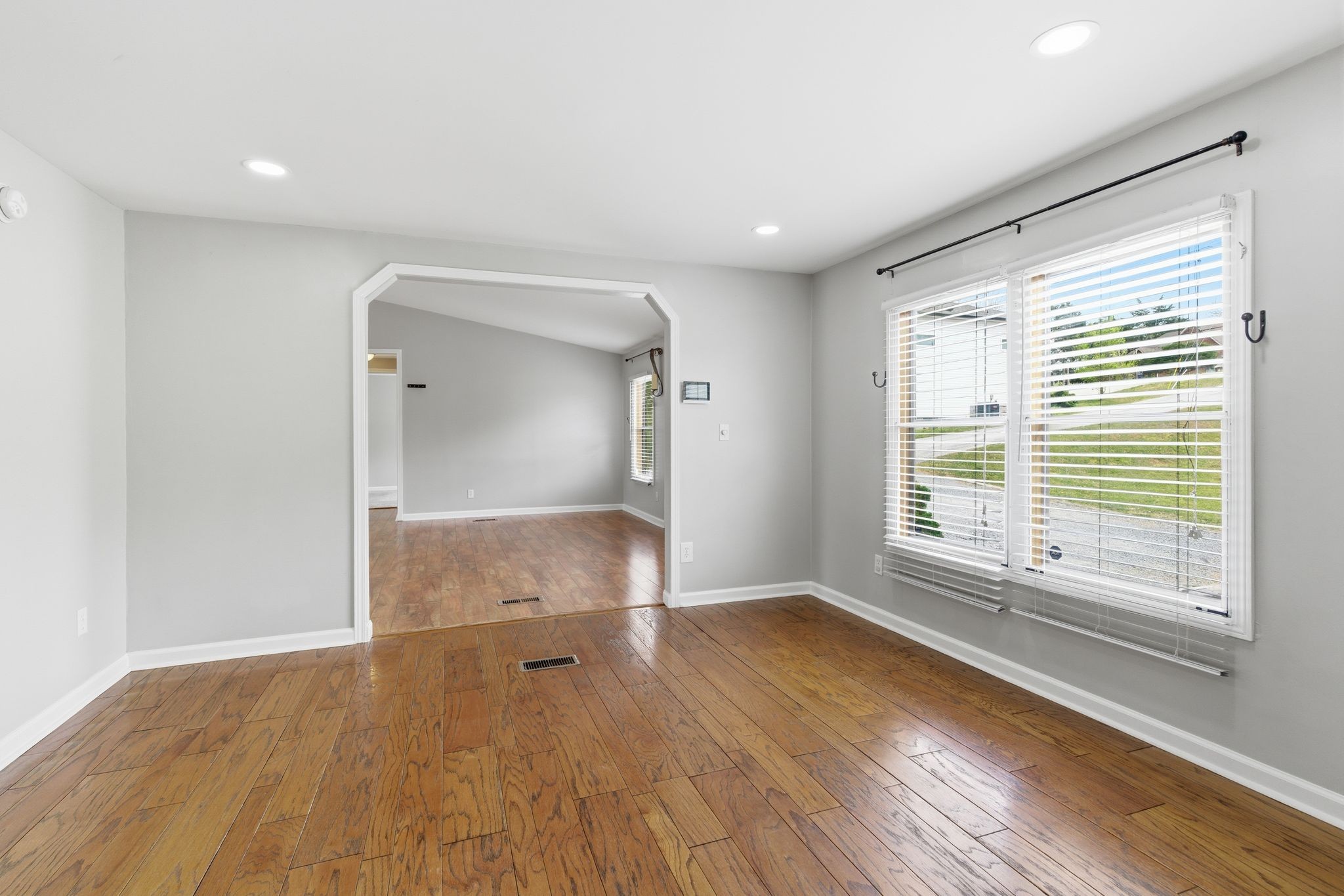 310 Larkin Springs Road Madison, TN 37115 - Photo 7 of 33