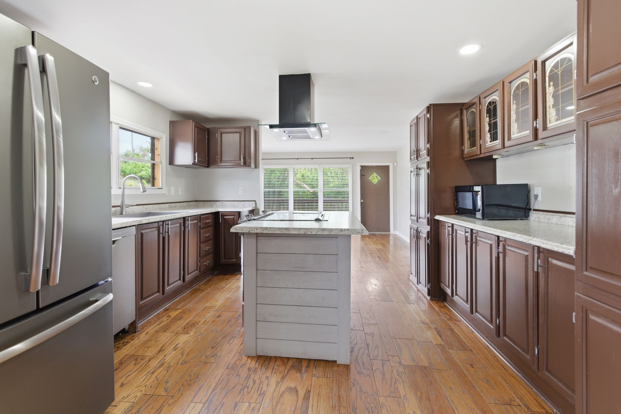 310 Larkin Springs Road Madison, TN 37115 - Photo 8 of 33