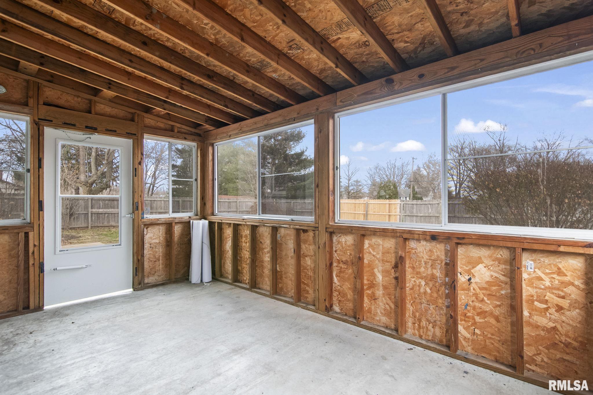 4616 Trevi Drive Springfield, IL 62703 - Photo 28 of 33 Gallery Image 28