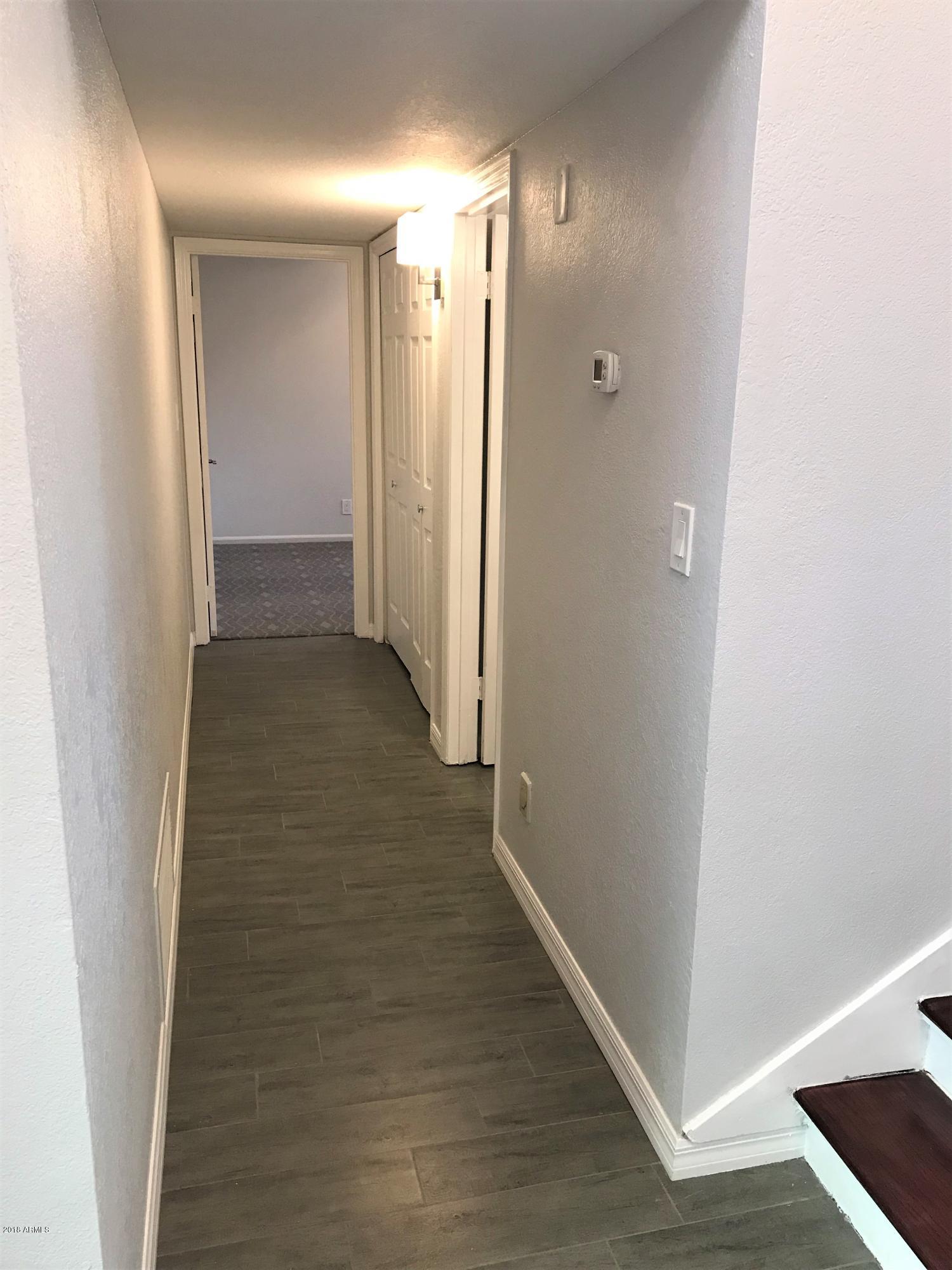 7438 Hum Road, Unit 106 Carefree, AZ 85377 - Photo 26 of 55 Hallway