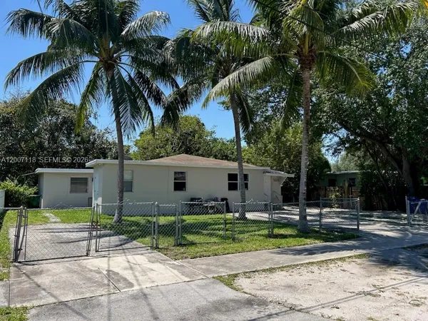 $2,750 | 1828 Northwest 93rd Terrace, Unit A, Miami, FL 33147