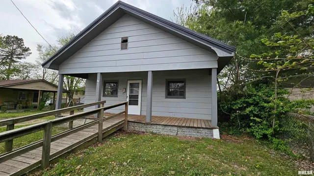 $68,500 | 202 South Liberty Street, Marion, IL 62959