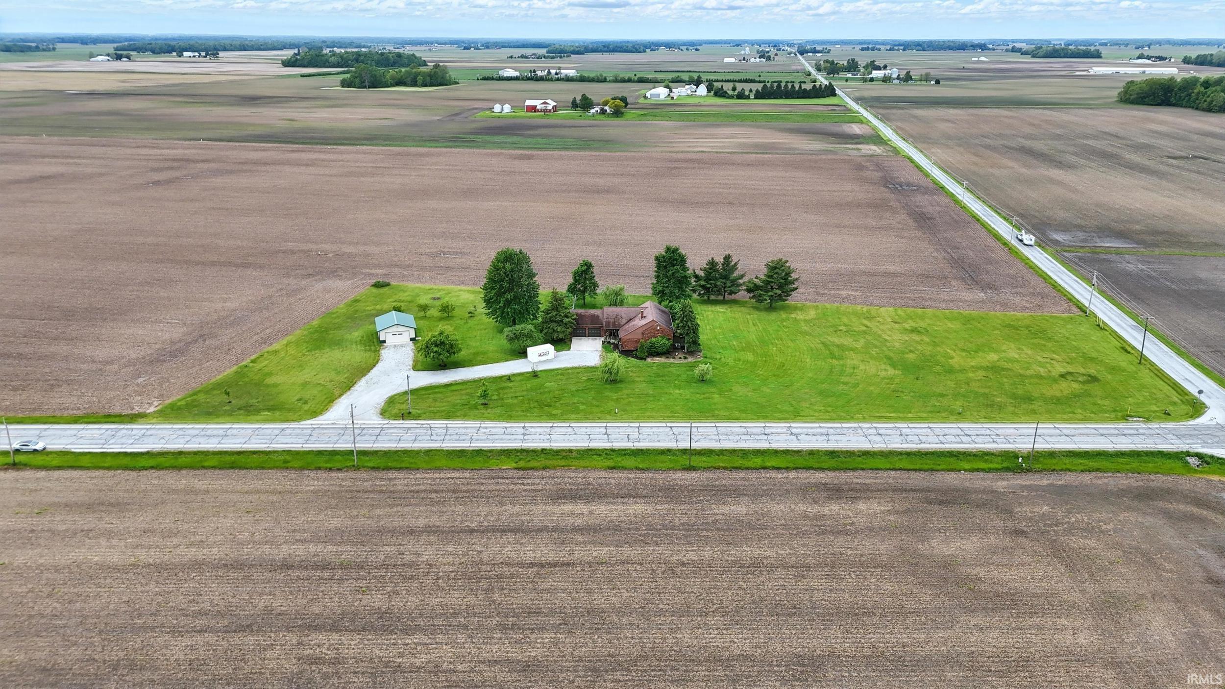 2090 South Warren Road Huntington, IN 46750 - Photo 1 of 34 Gallery Image 1