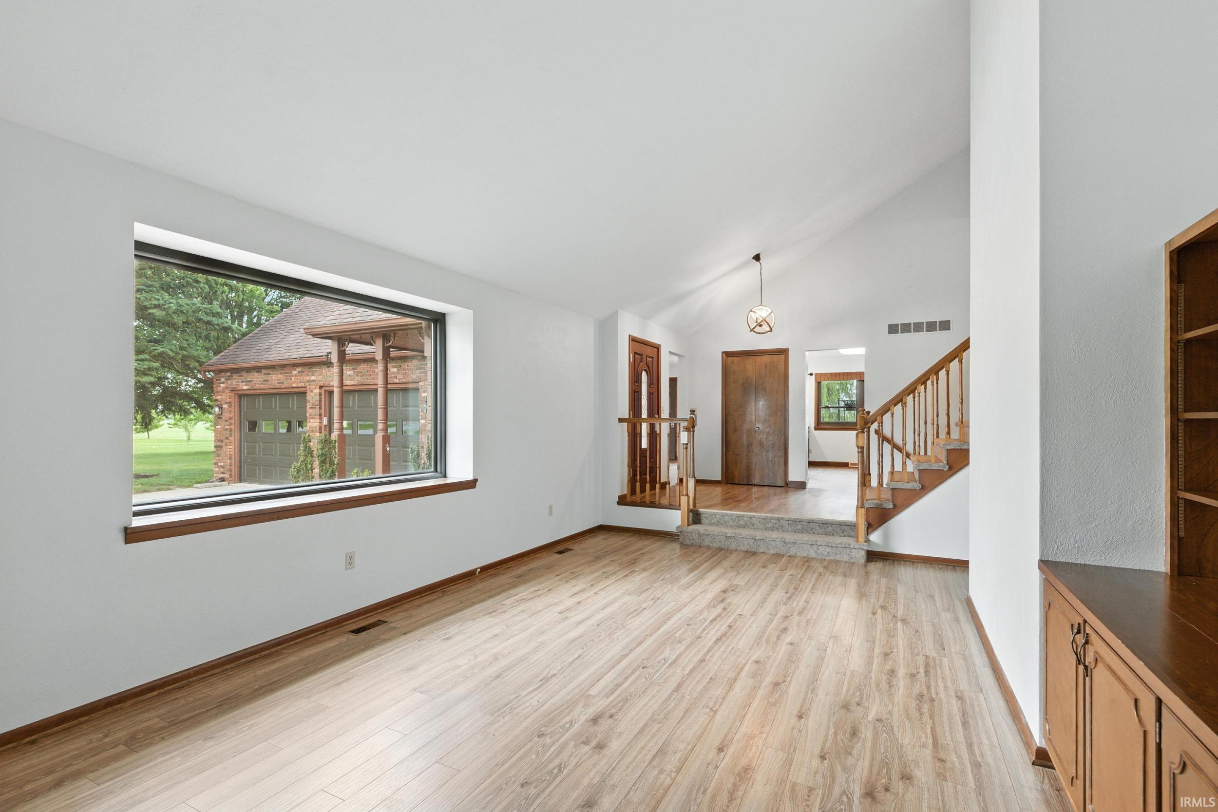 2090 South Warren Road Huntington, IN 46750 - Photo 19 of 34 Gallery Image 19