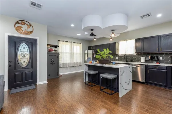 $2,200 | 1223 Pailet Avenue, Harvey, LA 70058