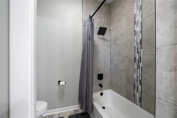 $2,200 | 1223 Pailet Avenue, Harvey, LA 70058