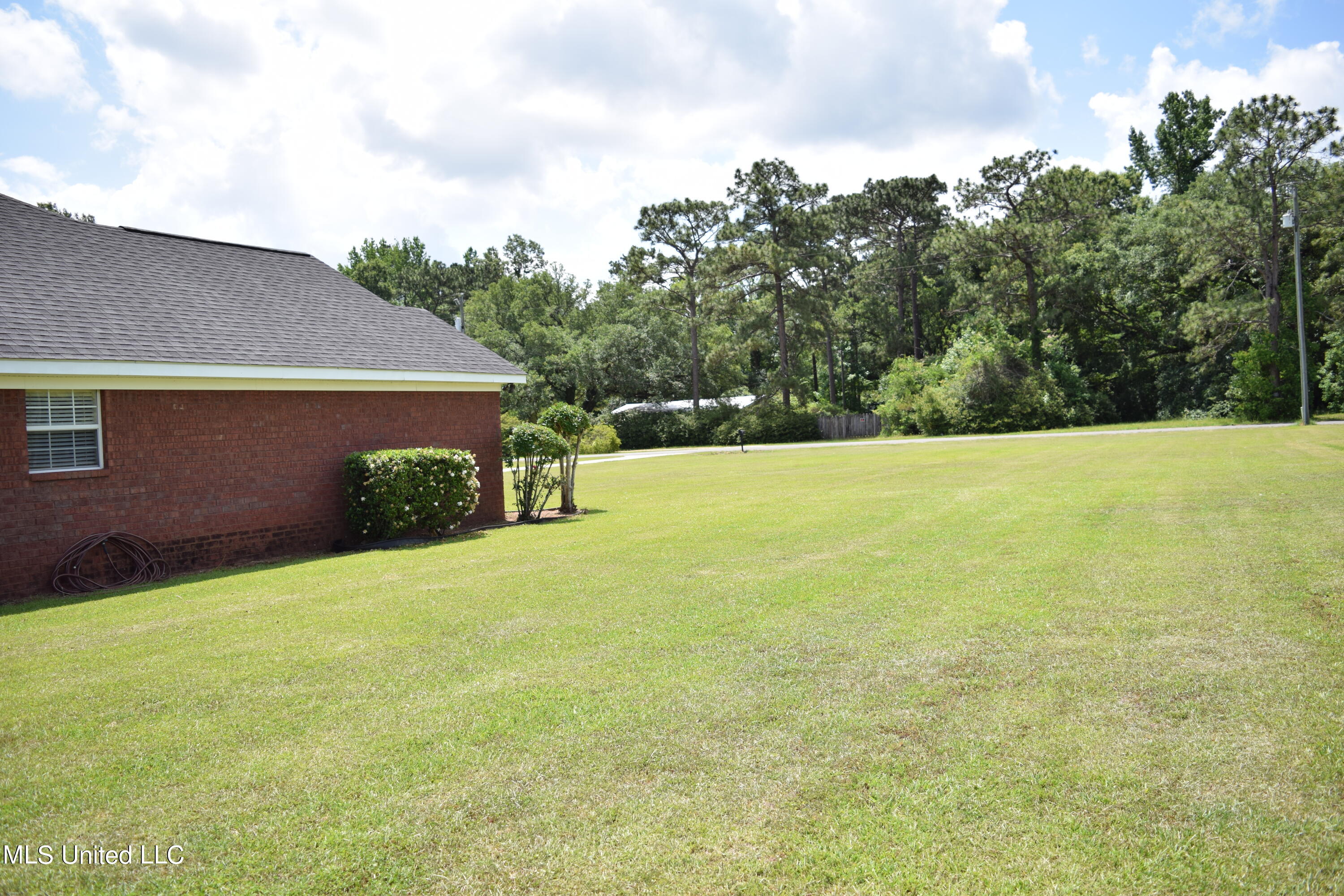 132 Milton Murrah Road Lucedale, MS 39452 - Photo 30 of 34 DSC_0370