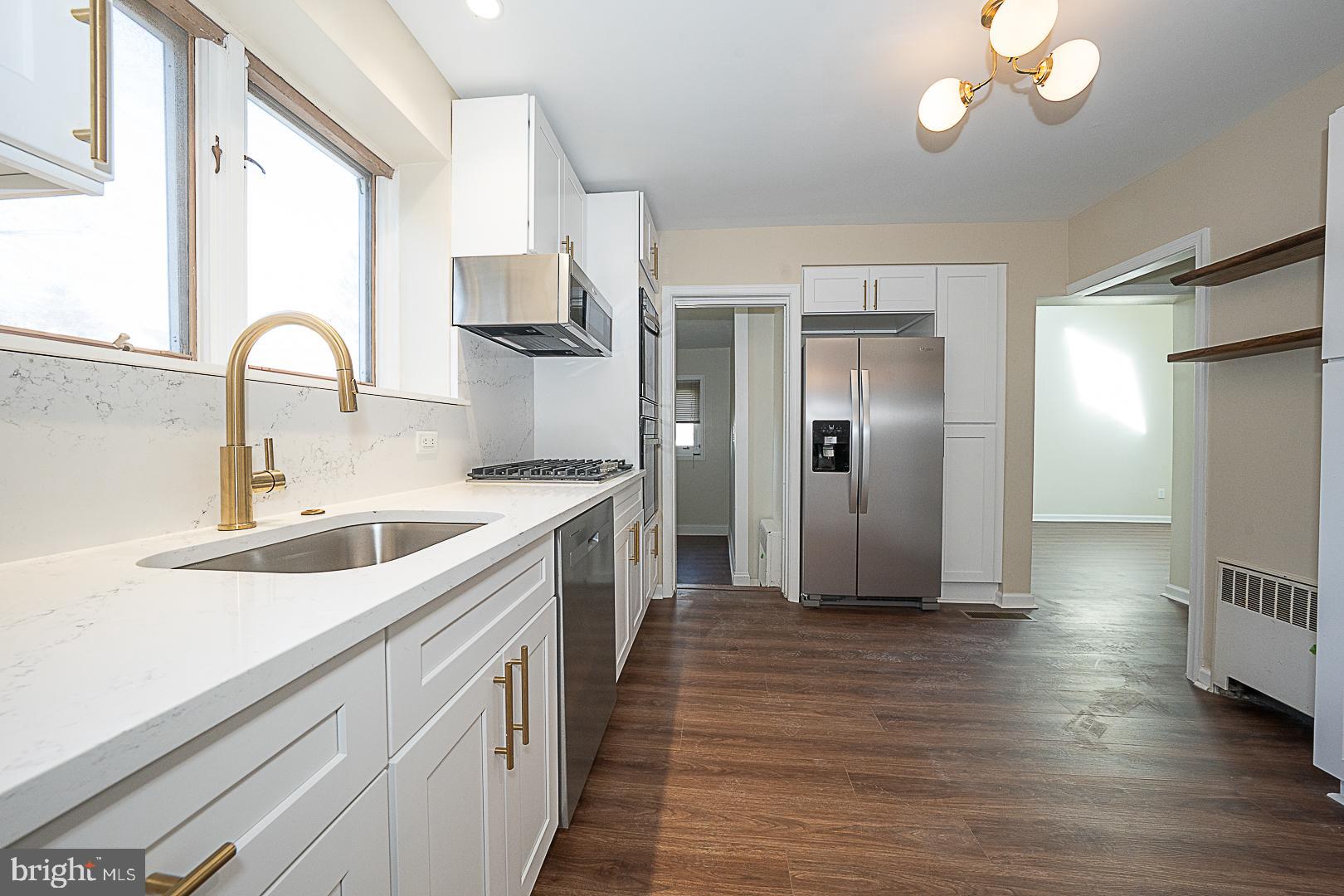 1457 Manoa Road Wynnewood, PA 19096 - Photo 11 of 59