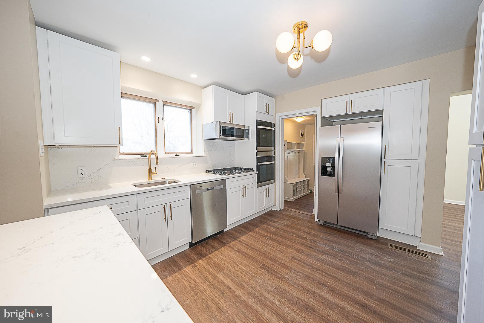 1457 Manoa Road Wynnewood, PA 19096 - Photo 17 of 59