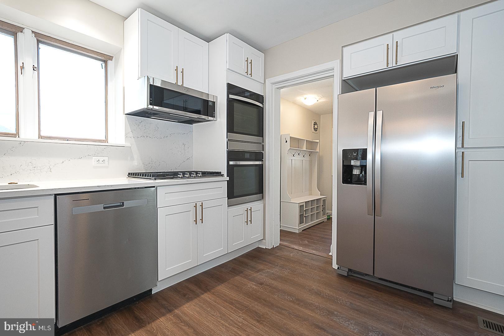 1457 Manoa Road Wynnewood, PA 19096 - Photo 18 of 59